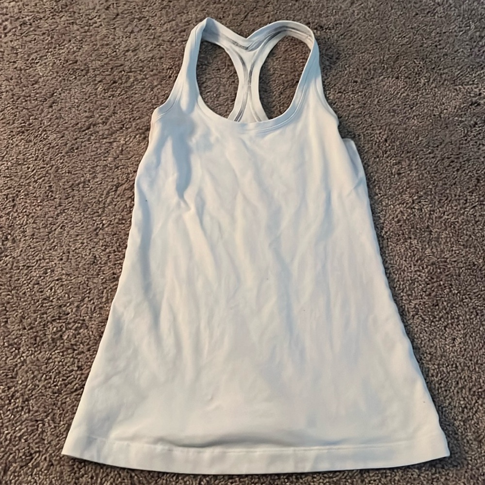 Lululemon tank size 6
